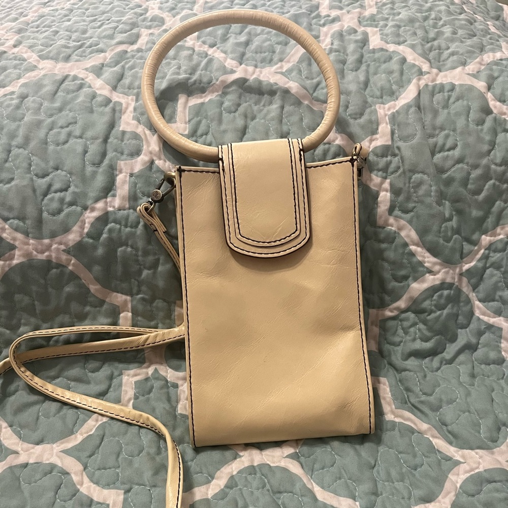 Hobo Sheila Crossbody